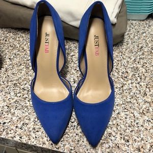 Just fab. Royal blue. Size 7.